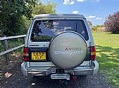 please mouse over this MITSUBISHI PAJERO thumbnail for larger photograph